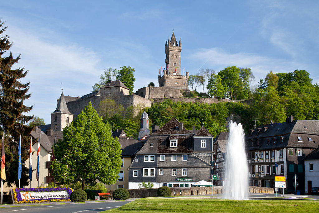 Optimized processes for the city of Dillenburg with invoice workflow and eFile